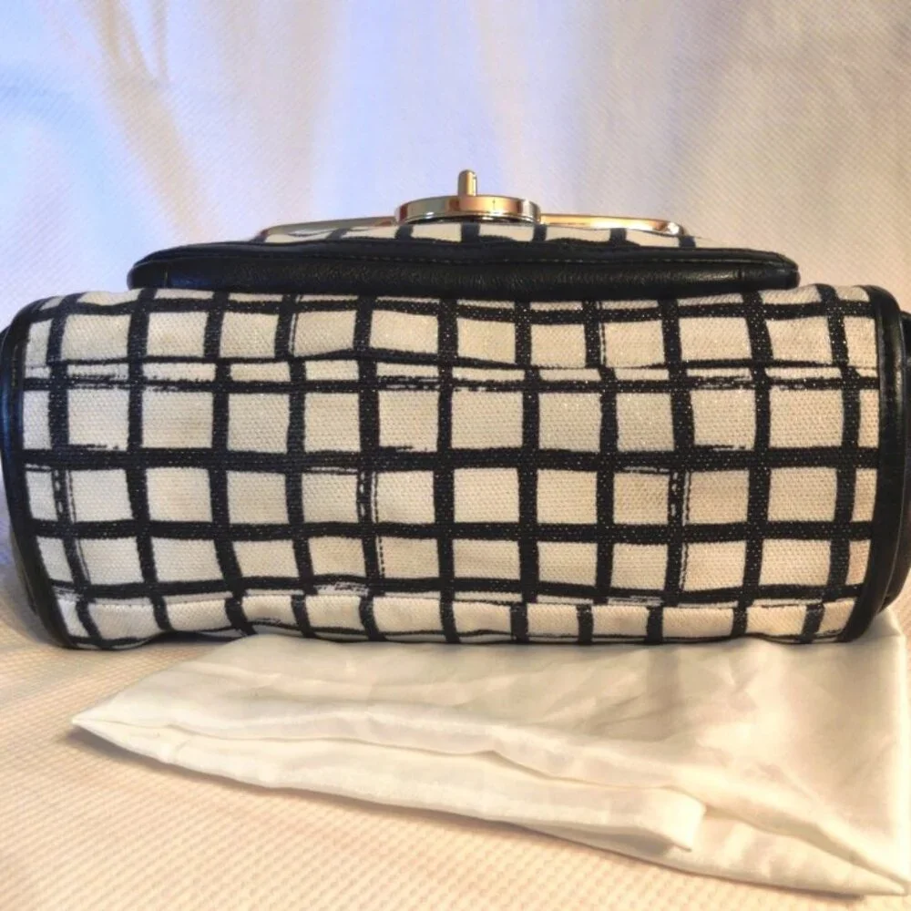 Coach Madison Sadie Top Handle or Crossbody in Black/Cream EUC + NWT Gold Chain - Picture 12 of 16